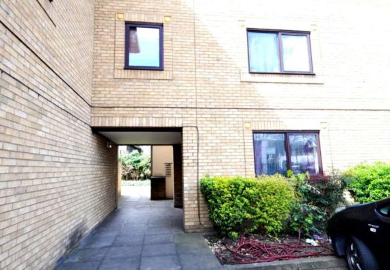 2 Bedroom Flat